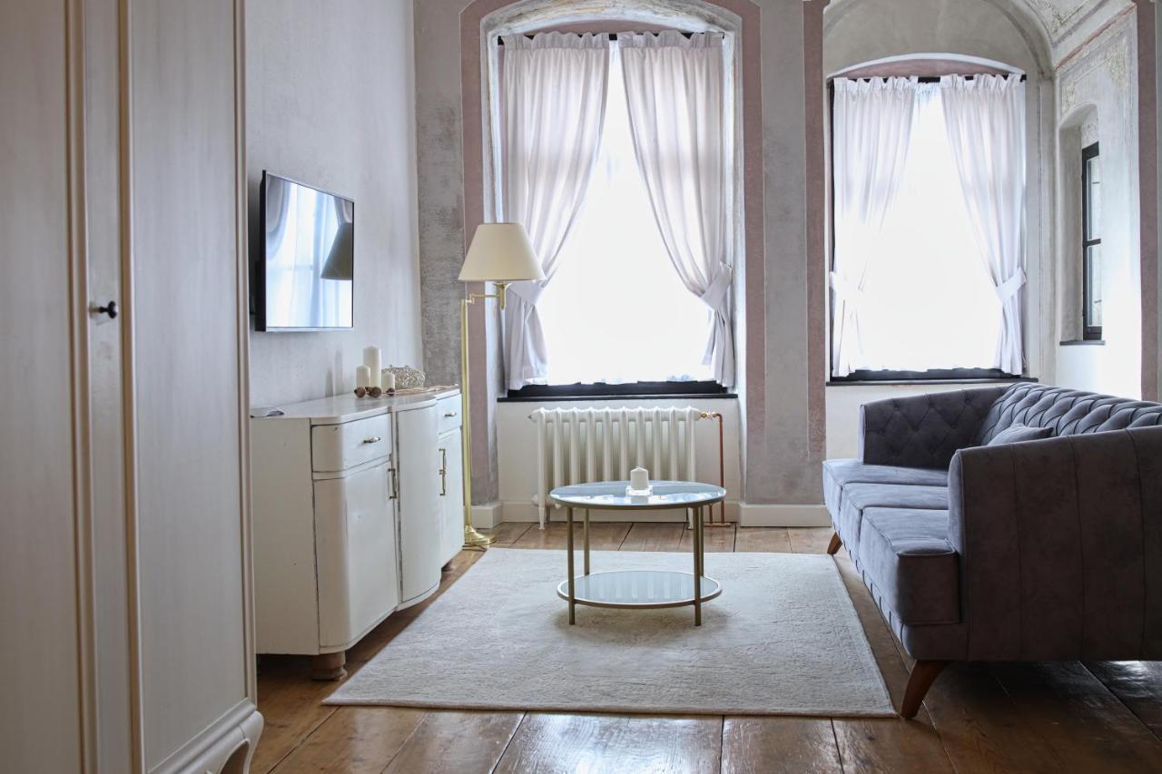 Apartments 1620Yr トルナヴァ エクステリア 写真