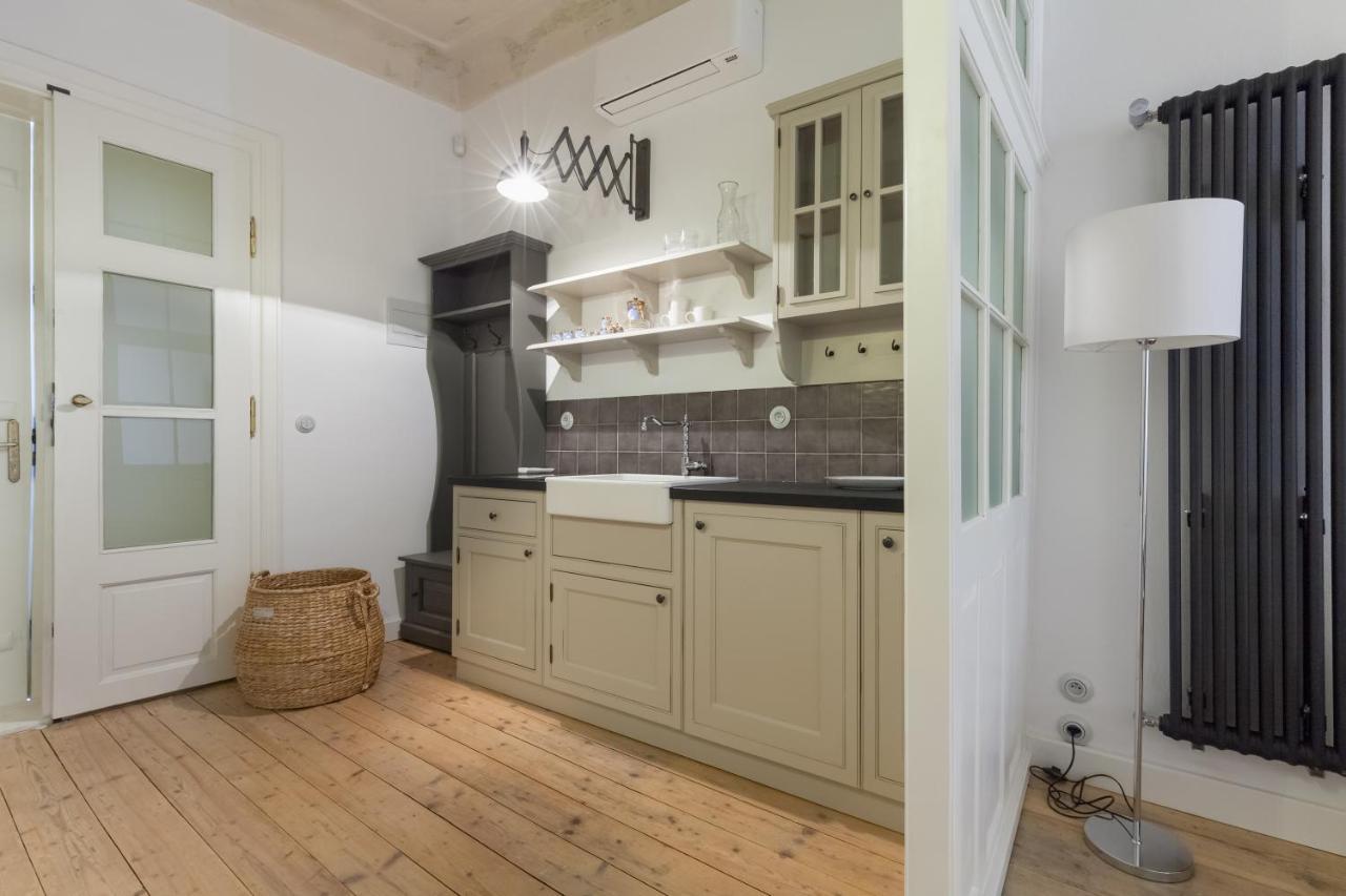 Apartments 1620Yr トルナヴァ エクステリア 写真